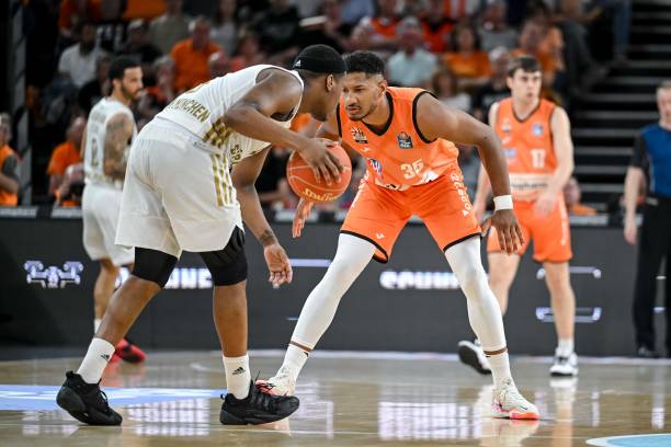 仅帮助球队 仅帮助球队