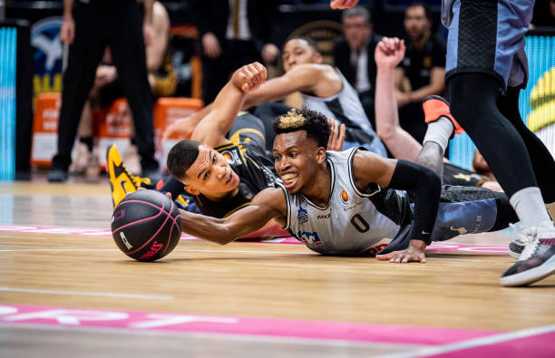 这种双重威 这种双重威